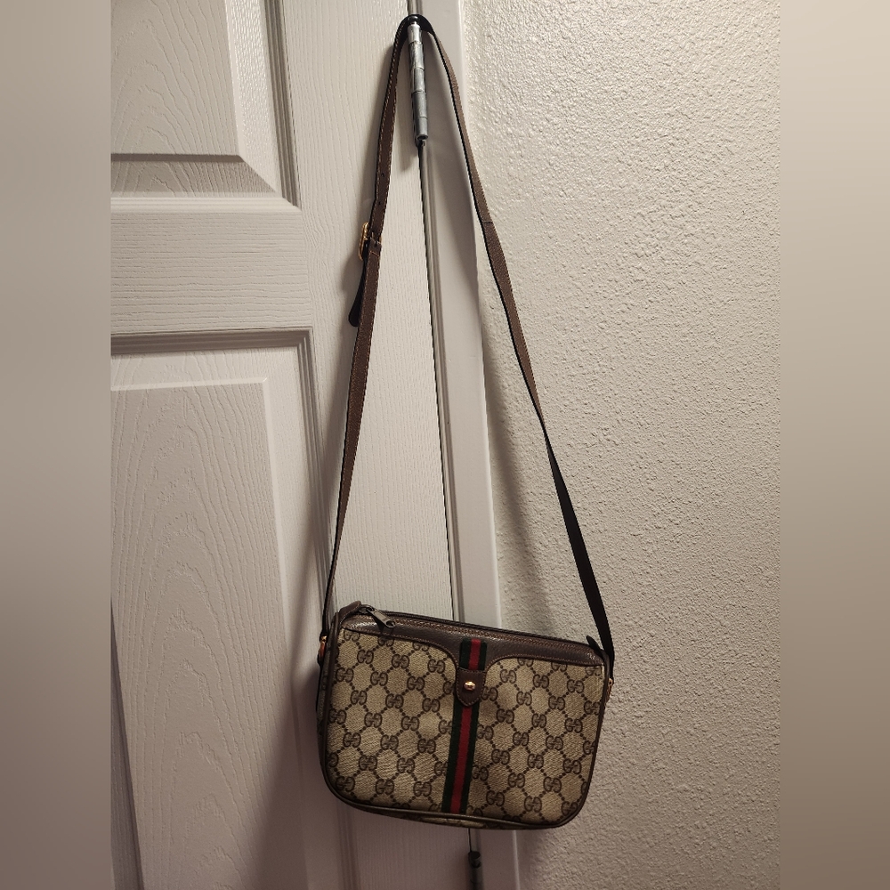 GUCCI Ophidia GG Canvas Small Camera Bag - Picture 11 of 14